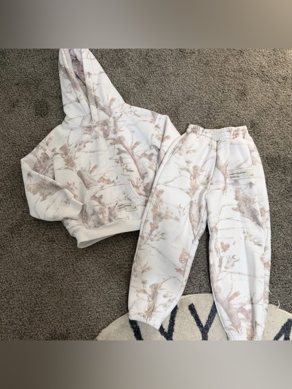 Kids Comfrt White Oak Camo Hooded Sweatshirt & Jogger Set